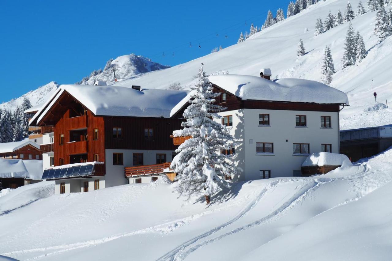 Haus Furka Hotel Damüls Eksteriør billede