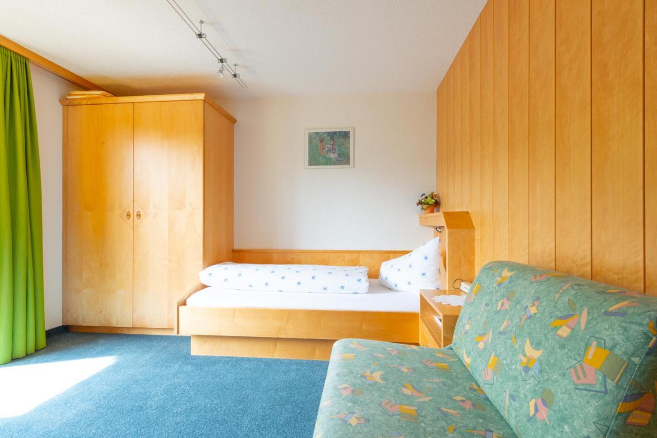 Haus Furka Hotel Damüls Eksteriør billede