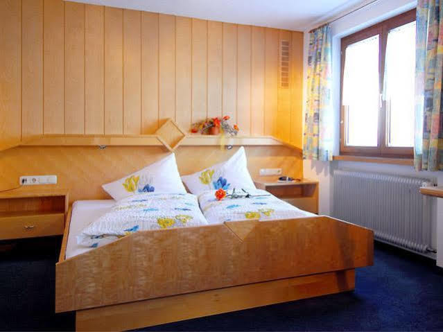 Haus Furka Hotel Damüls Eksteriør billede